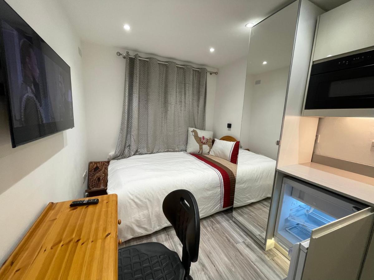 Luxury Rooms With En-Suite Bathrooms - West London Harrow on the Hill Ngoại thất bức ảnh