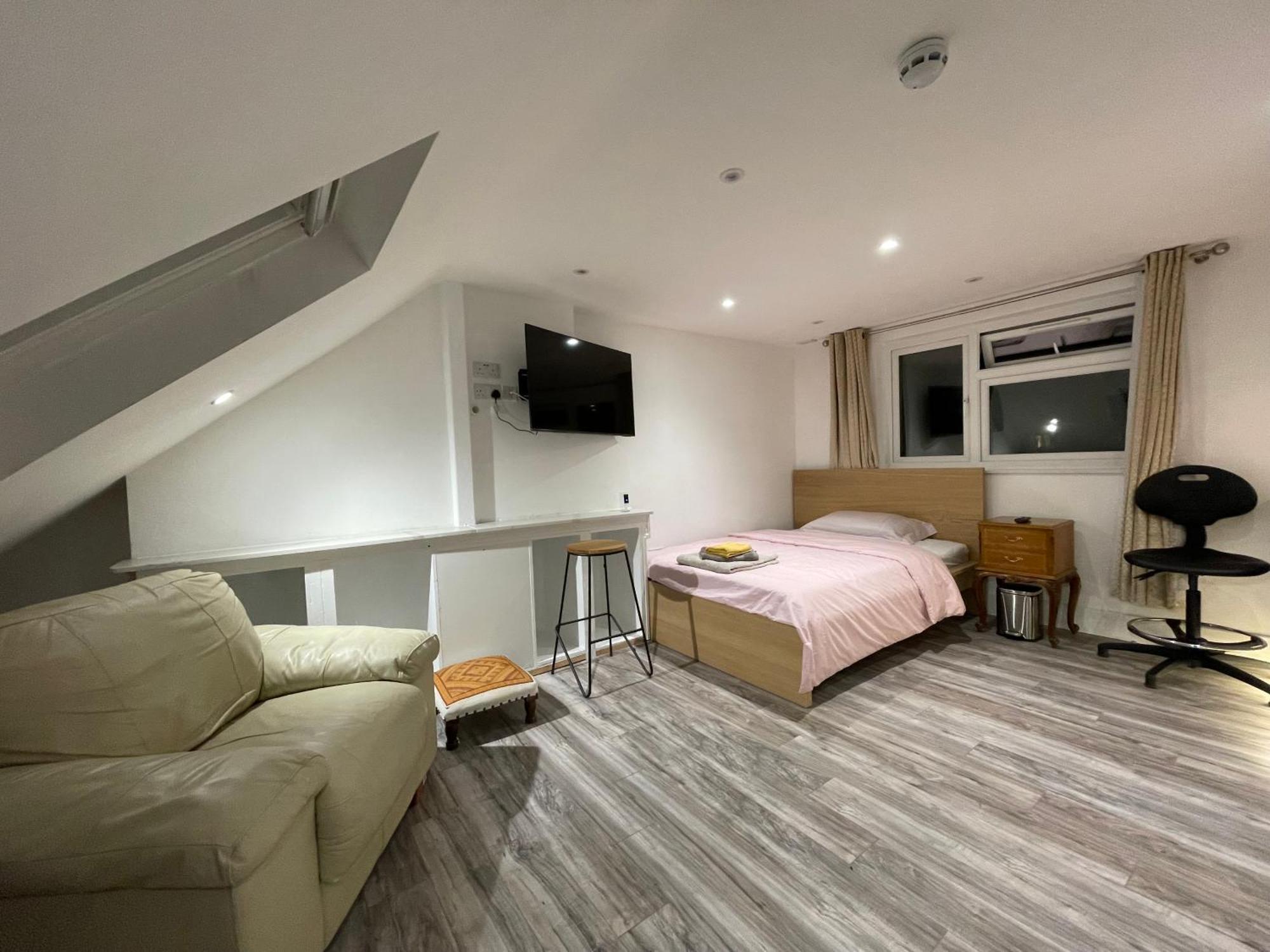 Luxury Rooms With En-Suite Bathrooms - West London Harrow on the Hill Ngoại thất bức ảnh